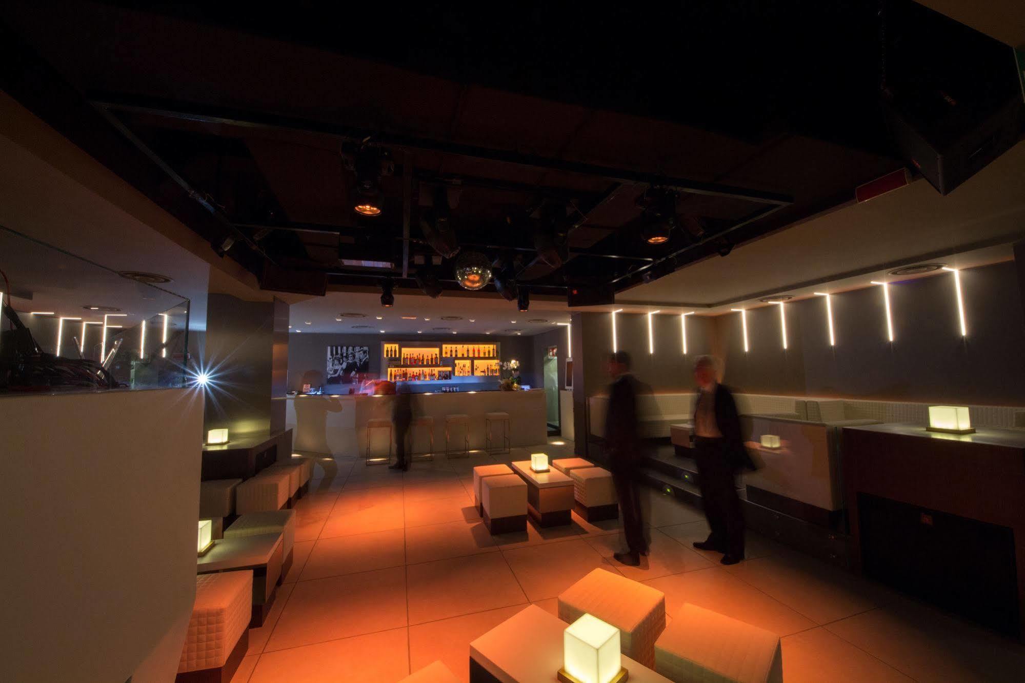 Hotel Campelli ソンドリオ エクステリア 写真